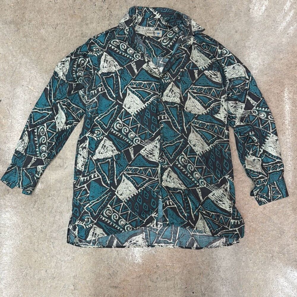 Vintage Long Sleeve Button Down Great Condition Rayon